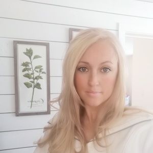 Meet your Posher, Renea